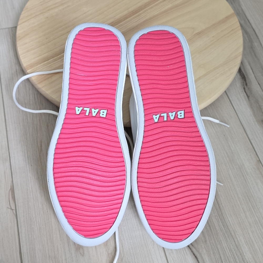 Bala Sneakers - Picture 11 of 12